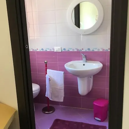 Casa Regina Guest house Castelluzzo