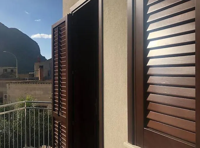 Casa Regina 招待所 卡斯泰卢佐